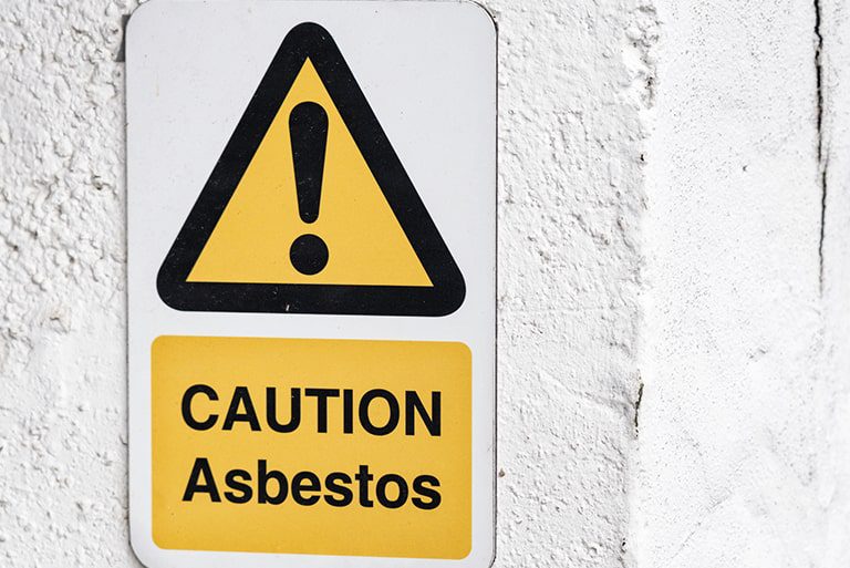 How long does it take for asbestosrelated diseases to develop? Prokil